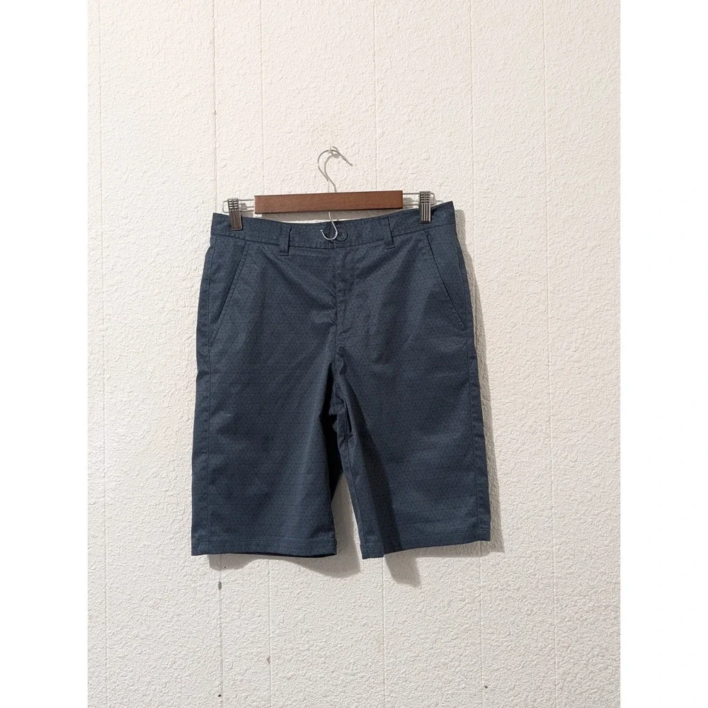 Under‎ Armour shorts, boys, size 18, blue, loose fit,casual, golf